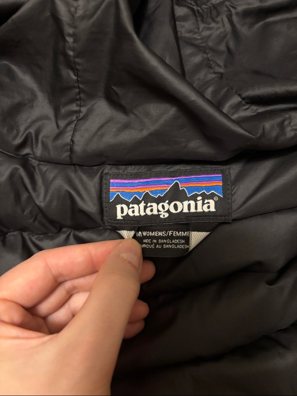 Patagonia Women's Black Down Sweater Hoodie Jacket - Picture 5 of 8